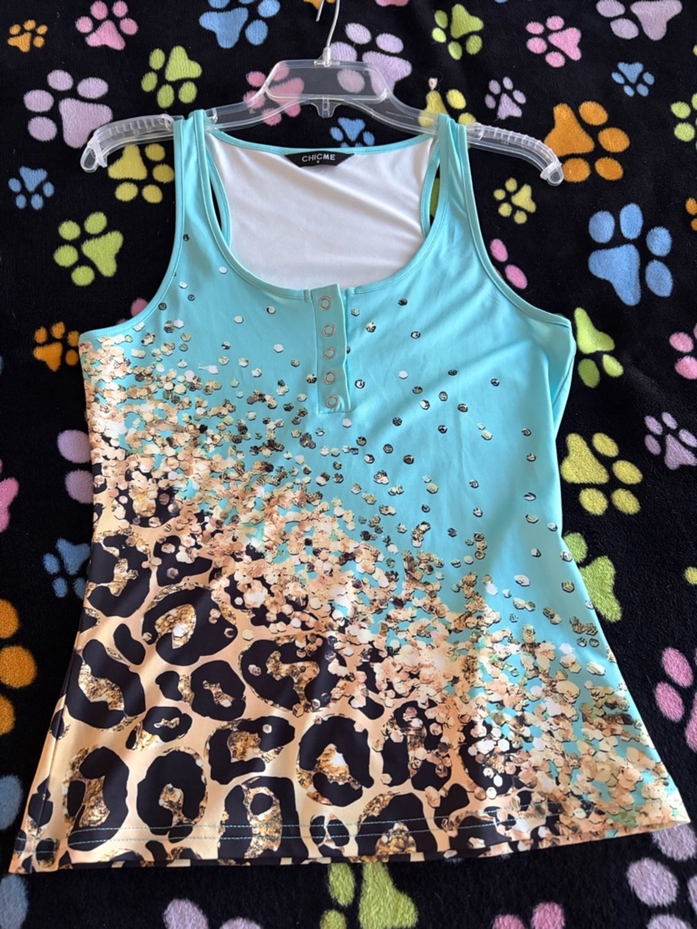 chic Turquoise Leopard Print Tank with Gold Foil Accents